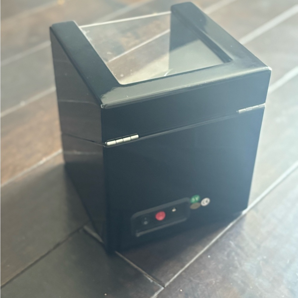 Luxury Watch Winder - Picture 4 of 4
